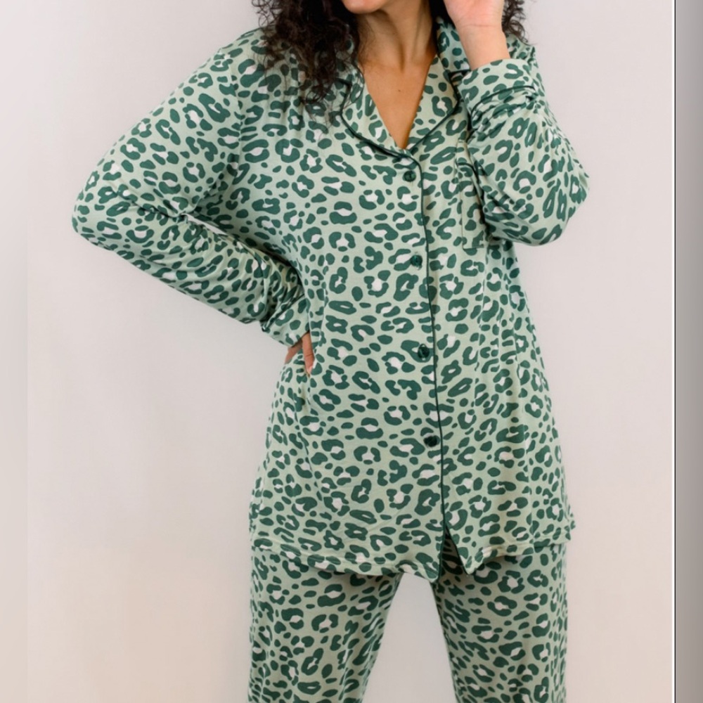 In My Sundays green leopard pajama set